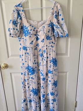 kensie Cream Maxi Dress with Blue Floral Print Sz 12
